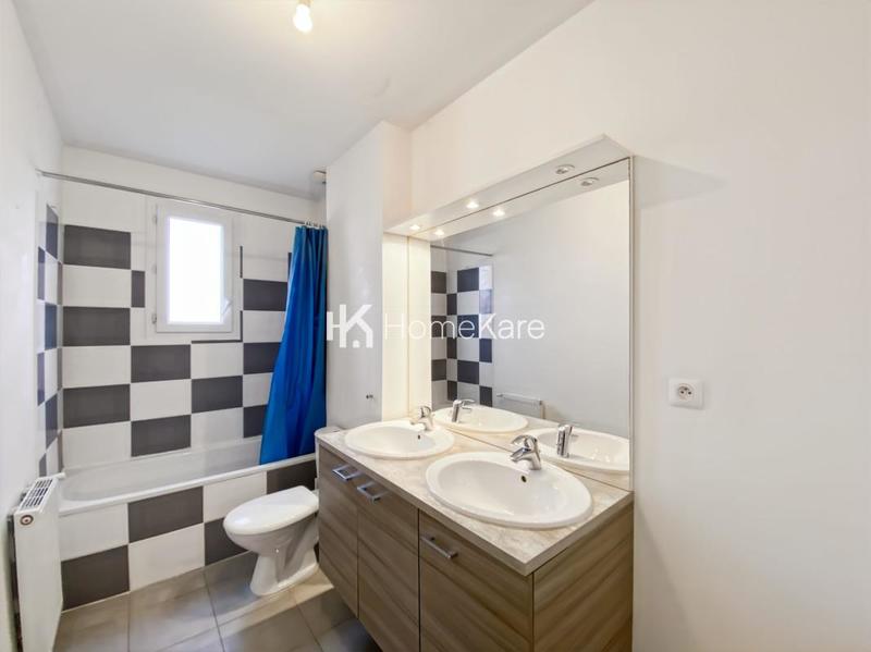 Maison - 82 m² - 4 pièces