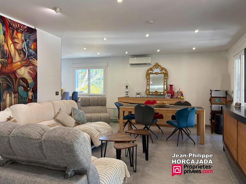 Maison - 191 m² - 8 pièces