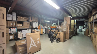 Local commercial - 561 m²