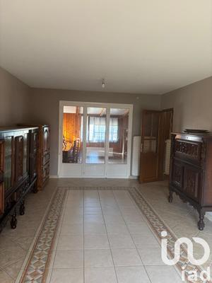 Maison - 137 m² - 7 pièces