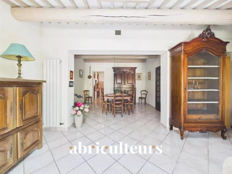 Maison - 94 m² - 5 pièces