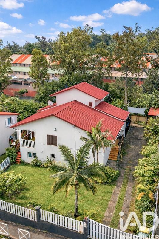 Maison - 110 m² - 5 pièces