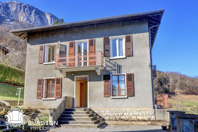 Maison ancienne - 166 m² - 6 pièces