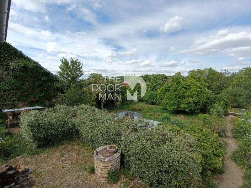 Maison - 428 m² - 8 pièces