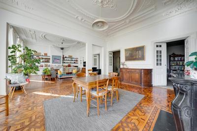 Appartement - 223 m² - 5 pièces