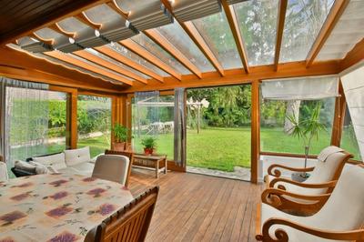 Maison - 180 m² - 8 pièces