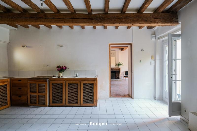 Maison ancienne - 220 m² - 6 pièces