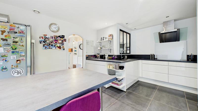 Maison - 140 m² - 6 pièces