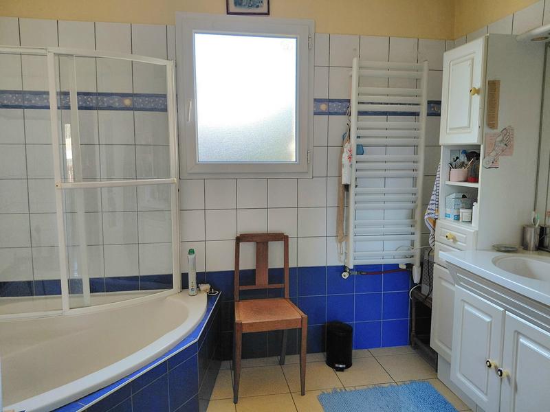 Maison - 92 m² - 4 pièces