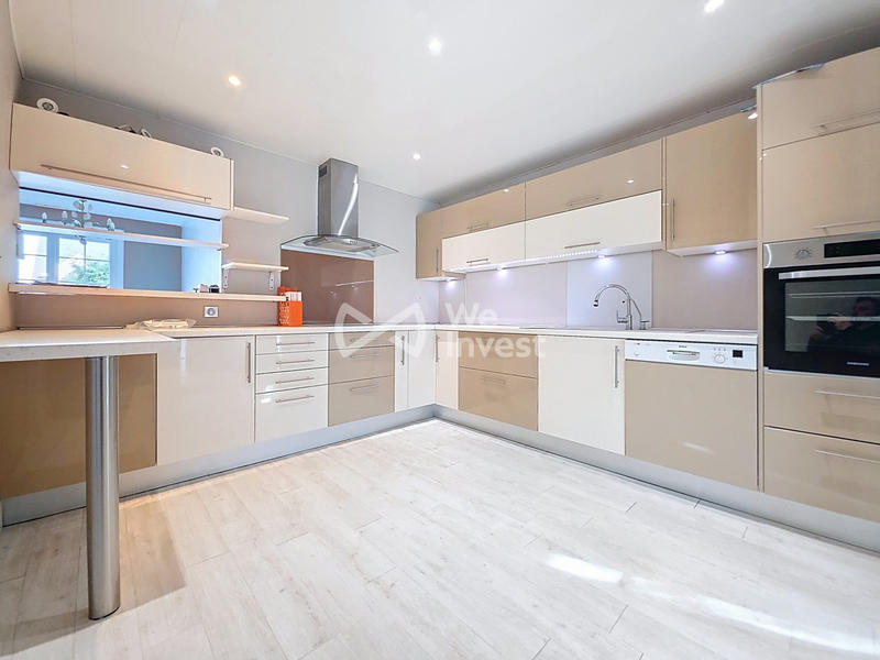 Maison - 187 m² - 6 pièces