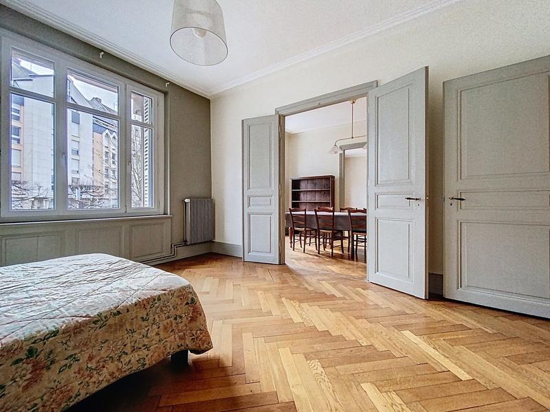 Appartement - 119 m² - 5 pièces