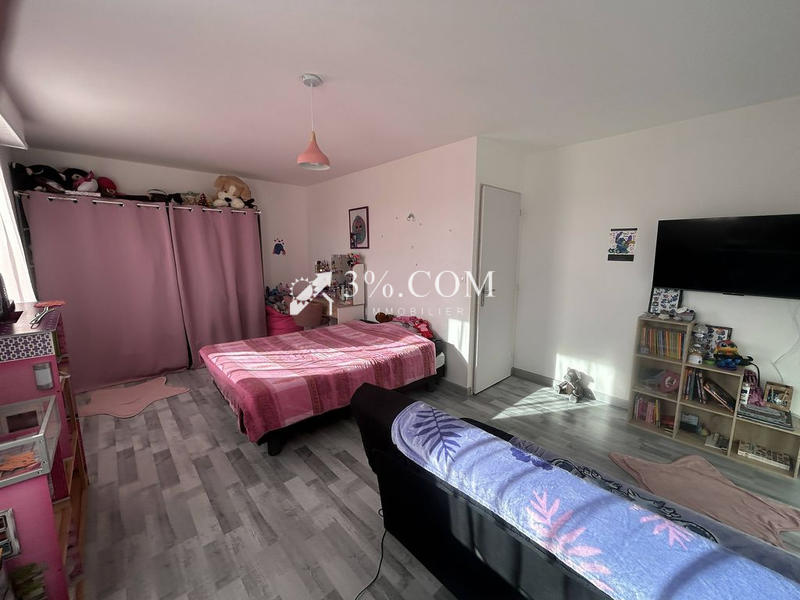 Maison - 93 m² - 5 pièces