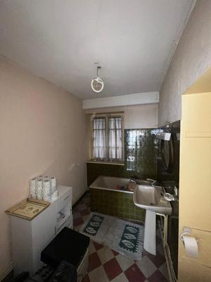 Local commercial - 102 m² - 5 pièces