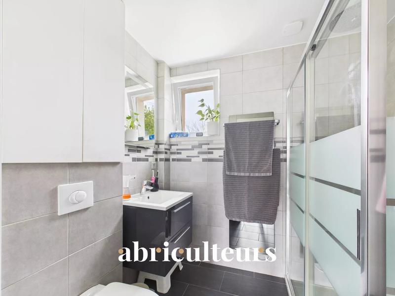 Maison - 107 m² - 7 pièces