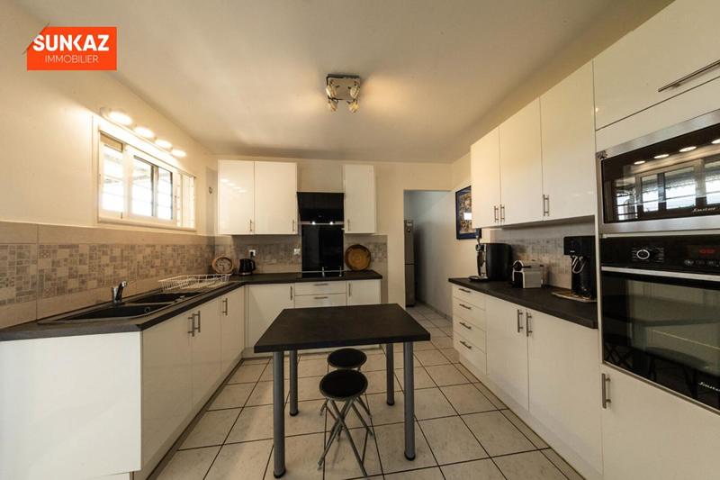 Maison - 145 m² - 5 pièces