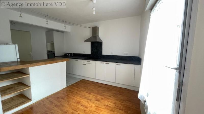 Appartement - 99 m² - 4 pièces