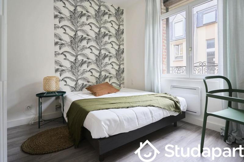 Chambre - 11 m² - 1 pièce