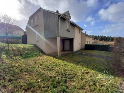 Maison - 138 m² - 8 pièces