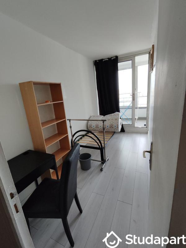 Chambre - 9 m² - 1 pièce