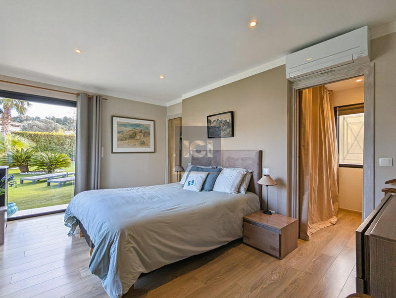 Villa - 164 m² - 5 pièces