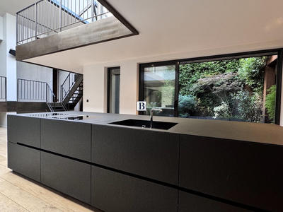 Loft - 205 m² - 3 pièces