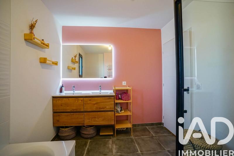 Maison - 130 m² - 5 pièces