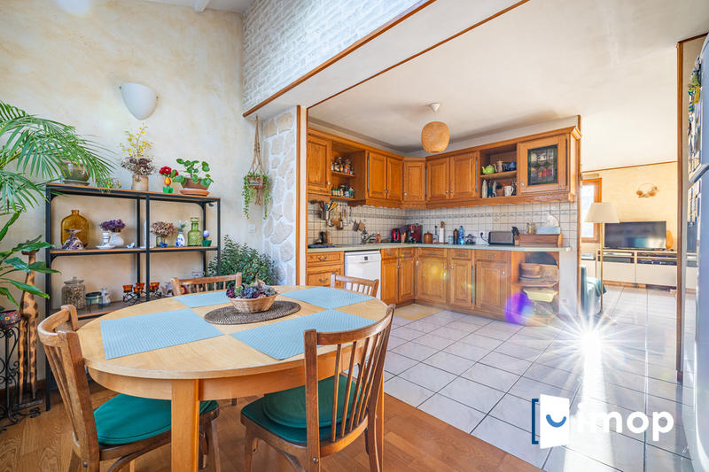 Maison - 135 m² - 6 pièces