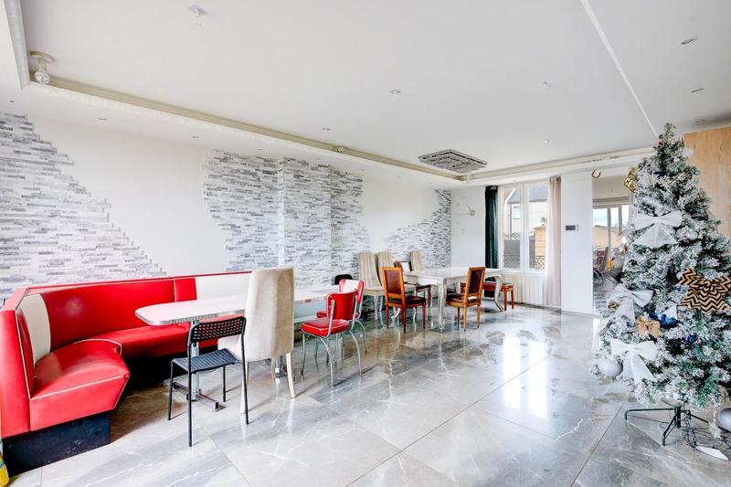 Maison - 150 m² - 5 pièces