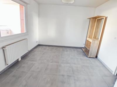 Studio - 33 m² - 1 pièce