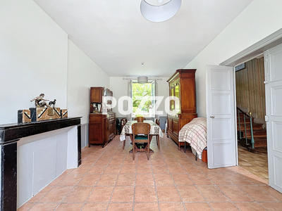 Maison - 170 m² - 10 pièces