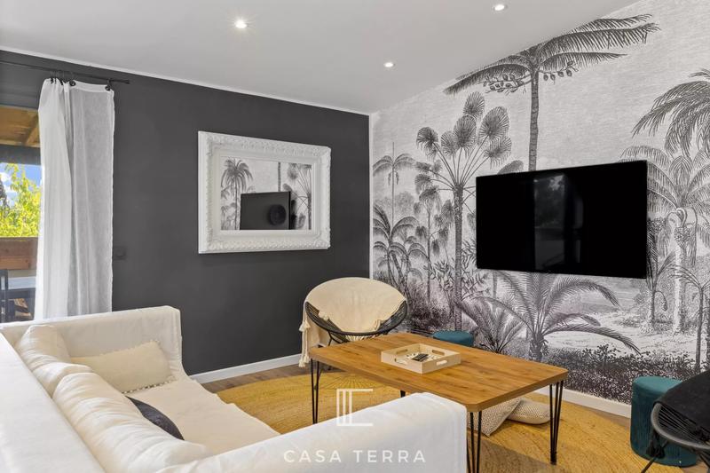 Villa - 269 m² - 11 pièces