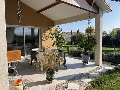 Maison - 110 m² - 4 pièces