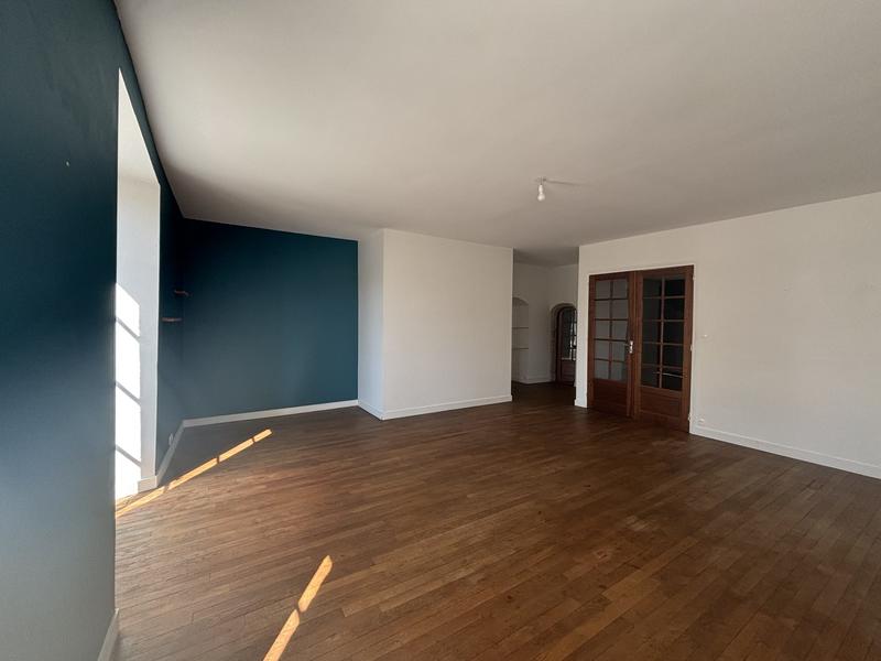 Appartement - 123 m² - 6 pièces