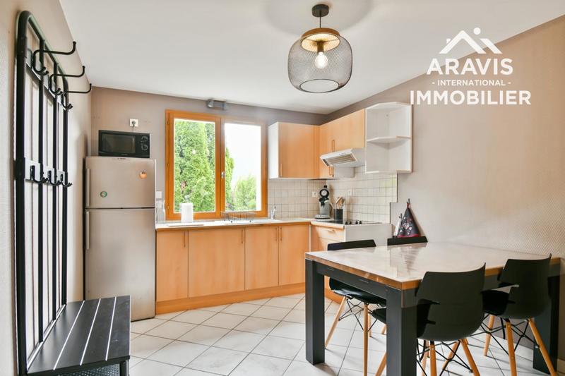 Maison - 159 m² - 7 pièces