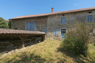 Grange - 148 m² - 6 pièces