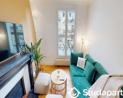 Chambre - 160 m² - 1 pièce