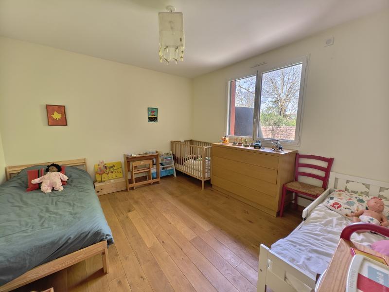 Maison - 332 m² - 9 pièces