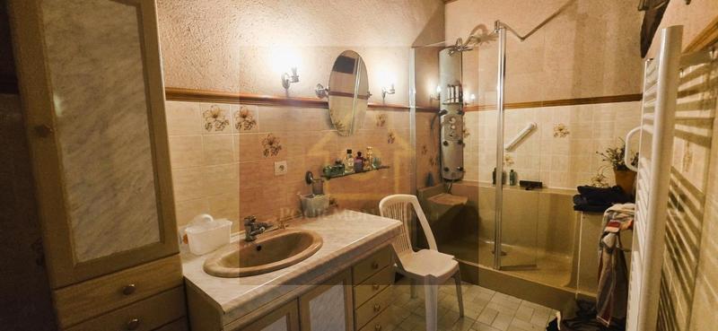 Maison - 199 m² - 7 pièces