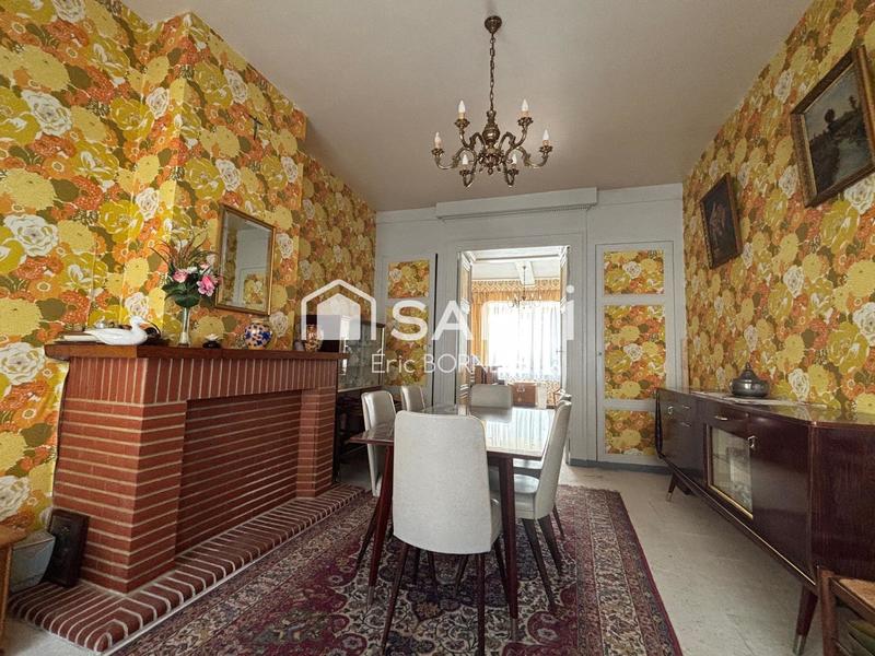 Maison - 180 m² - 8 pièces