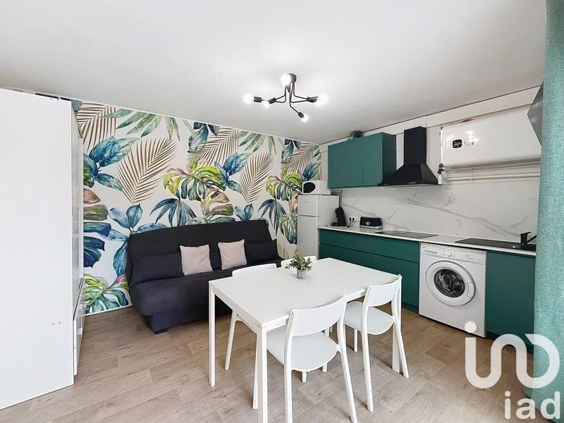 Maison - 104 m² - 8 pièces