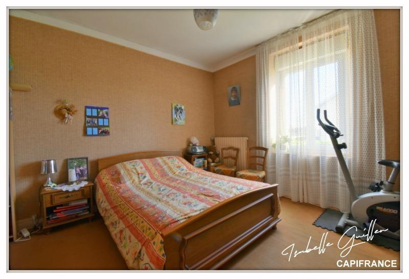 Maison - 98 m² - 5 pièces