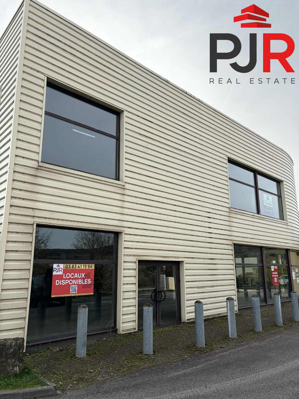 Local commercial - 882 m²