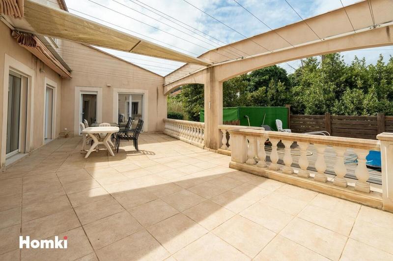 Maison - 187 m² - 6 pièces