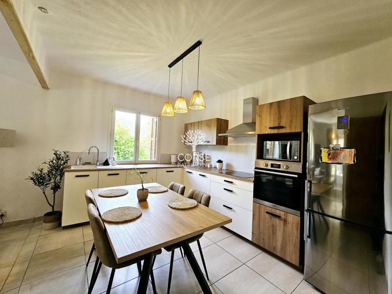 Maison - 80 m² - 3 pièces