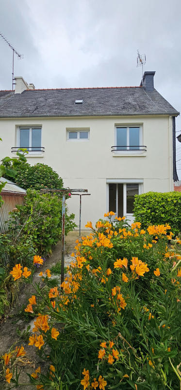 Maison - 11 243 m² - 5 pièces