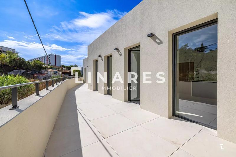 Local d'activités - 208 m² - 1 pièce