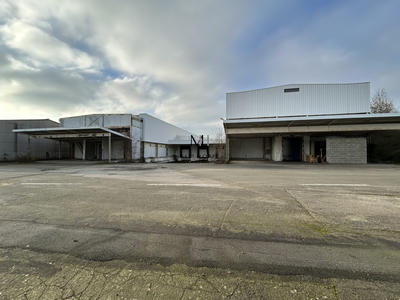 Entrepôt - 2 000 m²