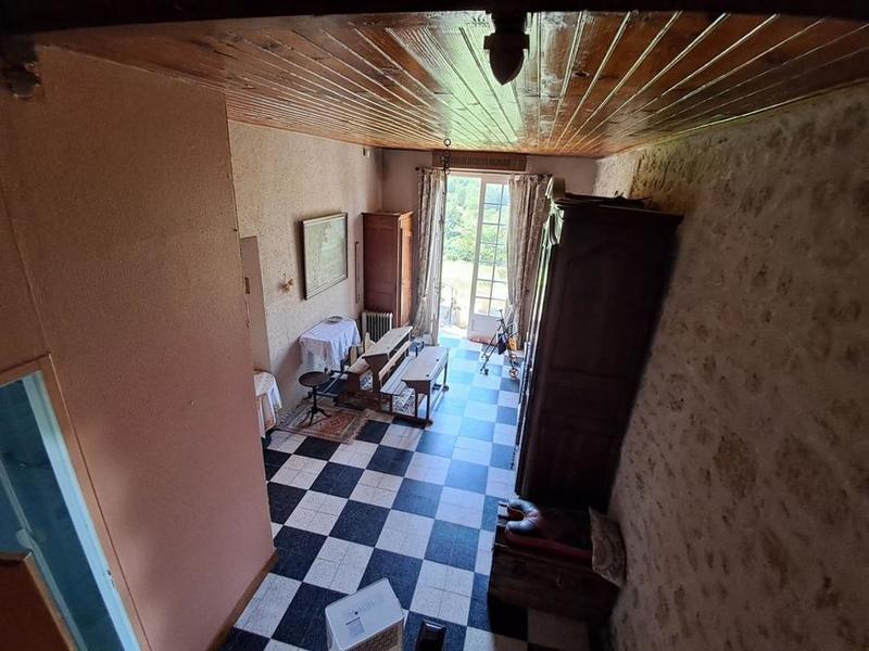 Propriété - 201 m² - 8 pièces