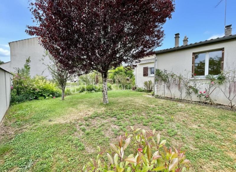 Maison - 92 m² - 5 pièces