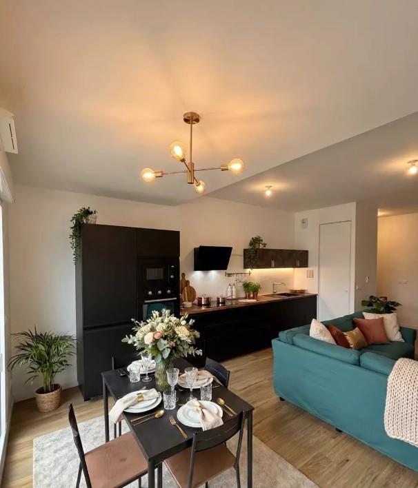 Appartement - 82 m² - 4 pièces